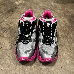 balenciaga runners